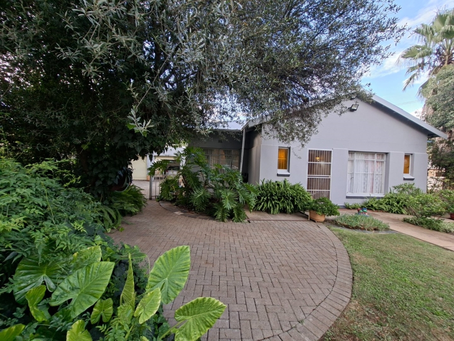 4 Bedroom Property for Sale in Noordhoek Free State